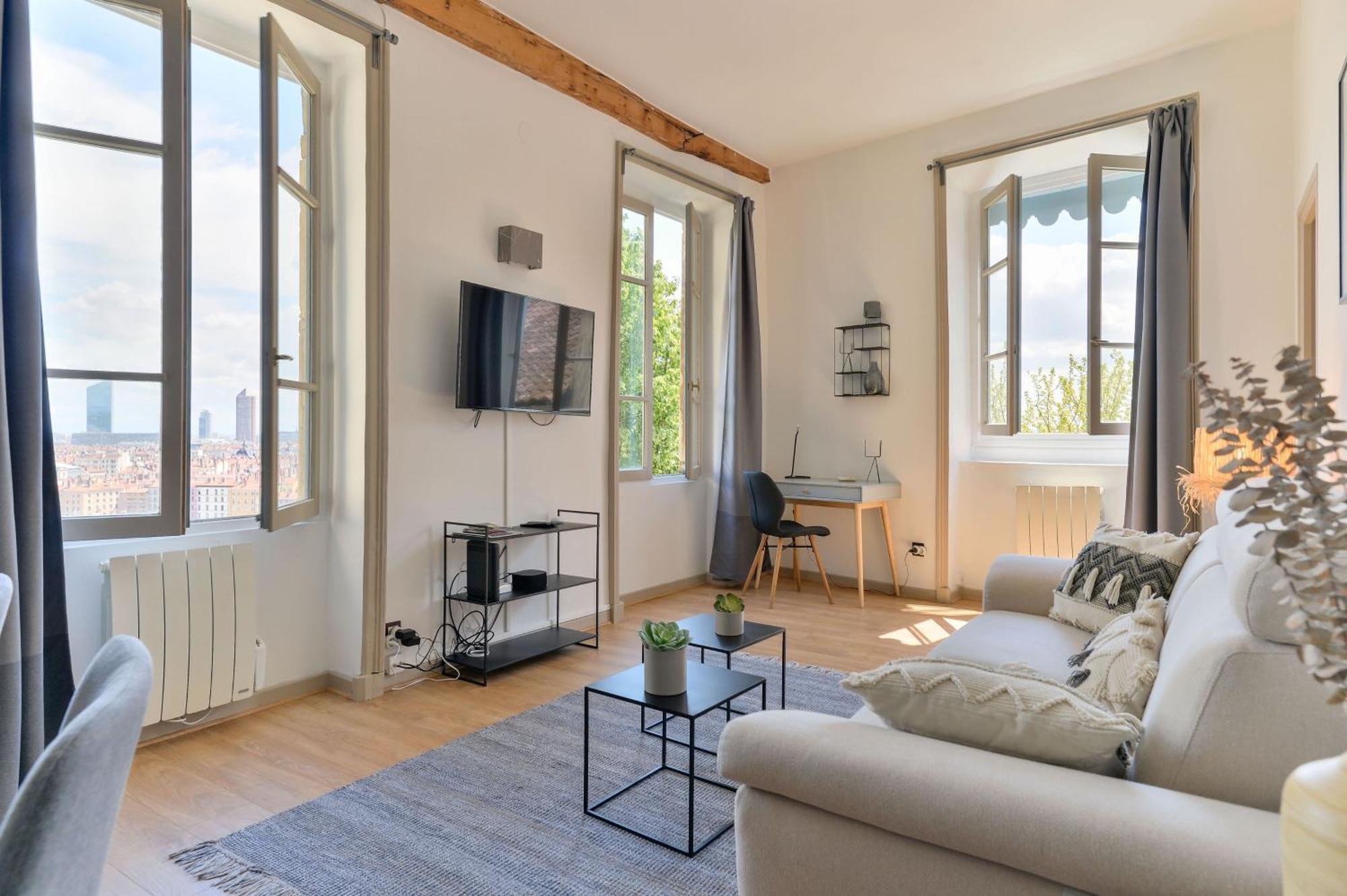 Ferienwohnung Les Jardins Du Gourguillon Lyon Exterior foto