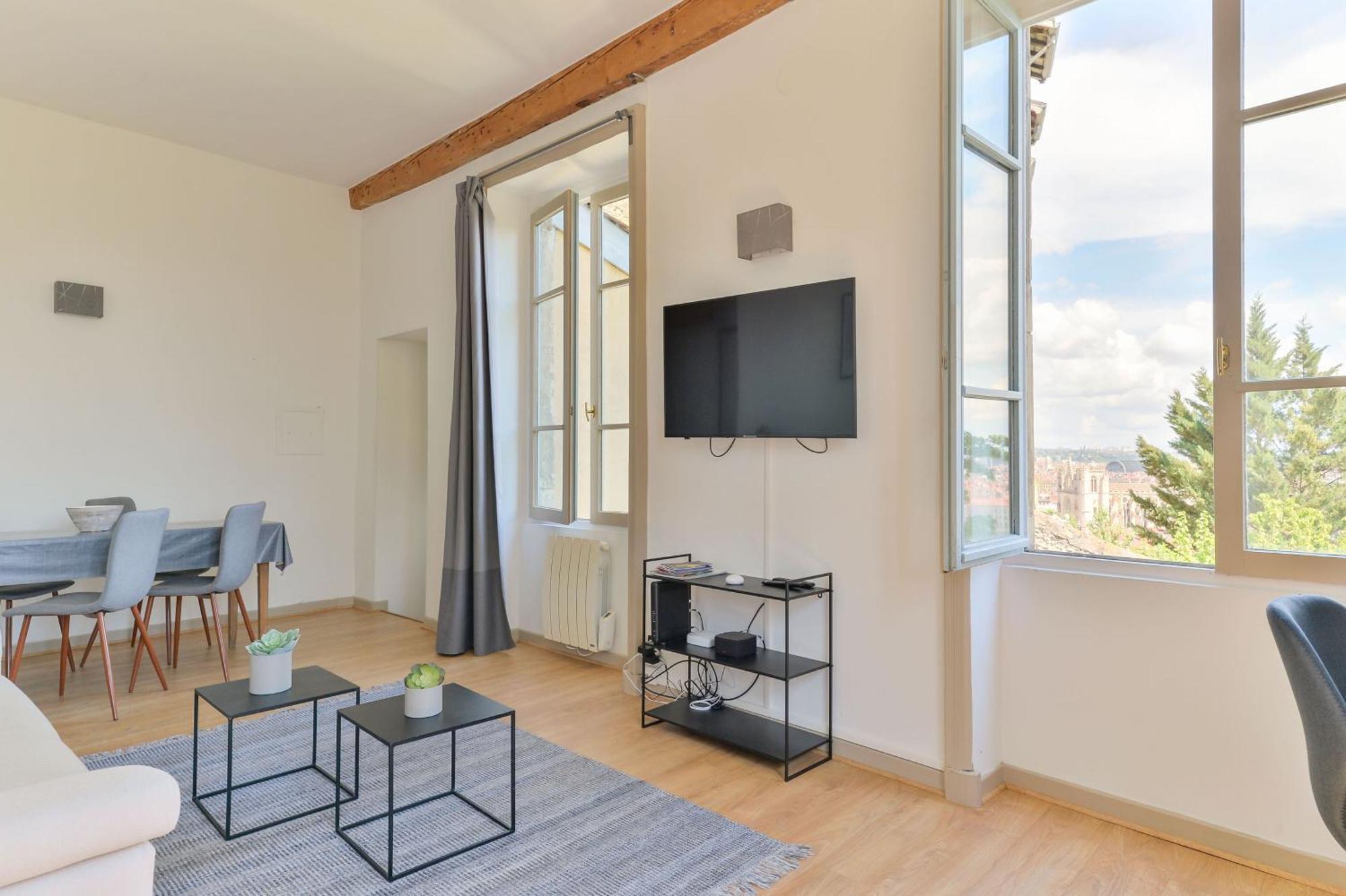 Ferienwohnung Les Jardins Du Gourguillon Lyon Exterior foto